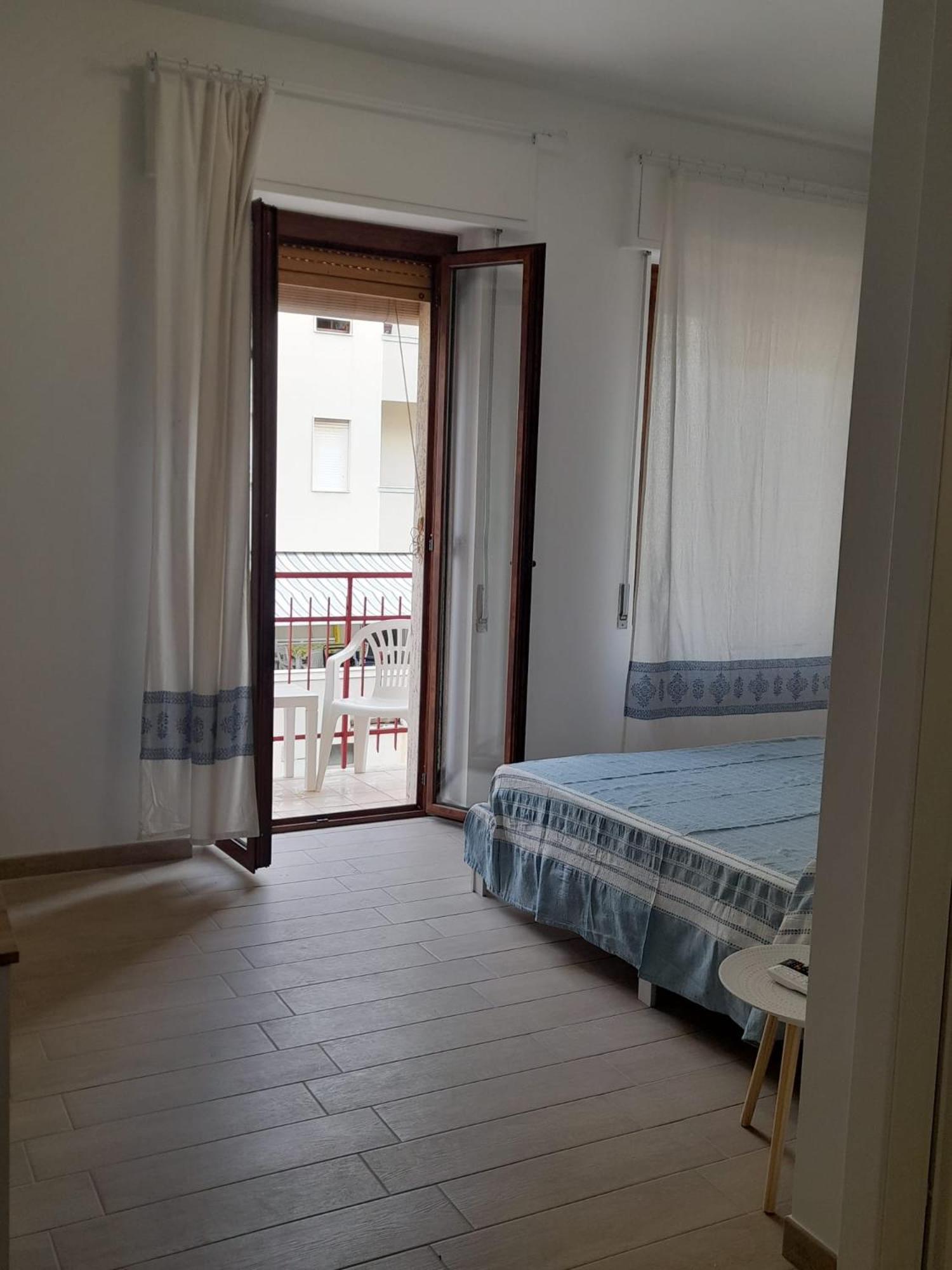 Beach Rooms 1 Self Check-In Alguer Exterior foto