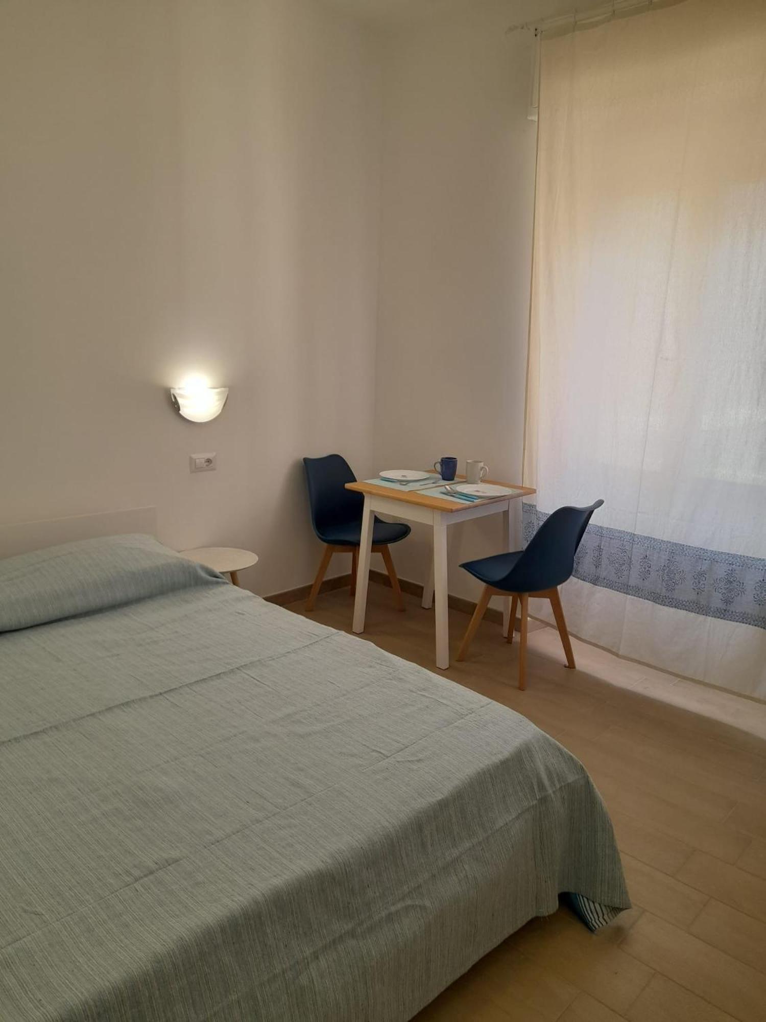 Beach Rooms 1 Self Check-In Alguer Exterior foto